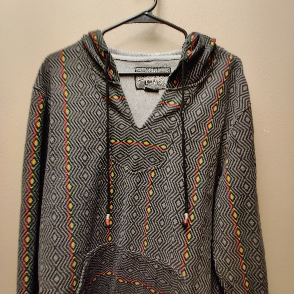 Geometric Patterned Gray Over The Head Hooded Shi… - image 3